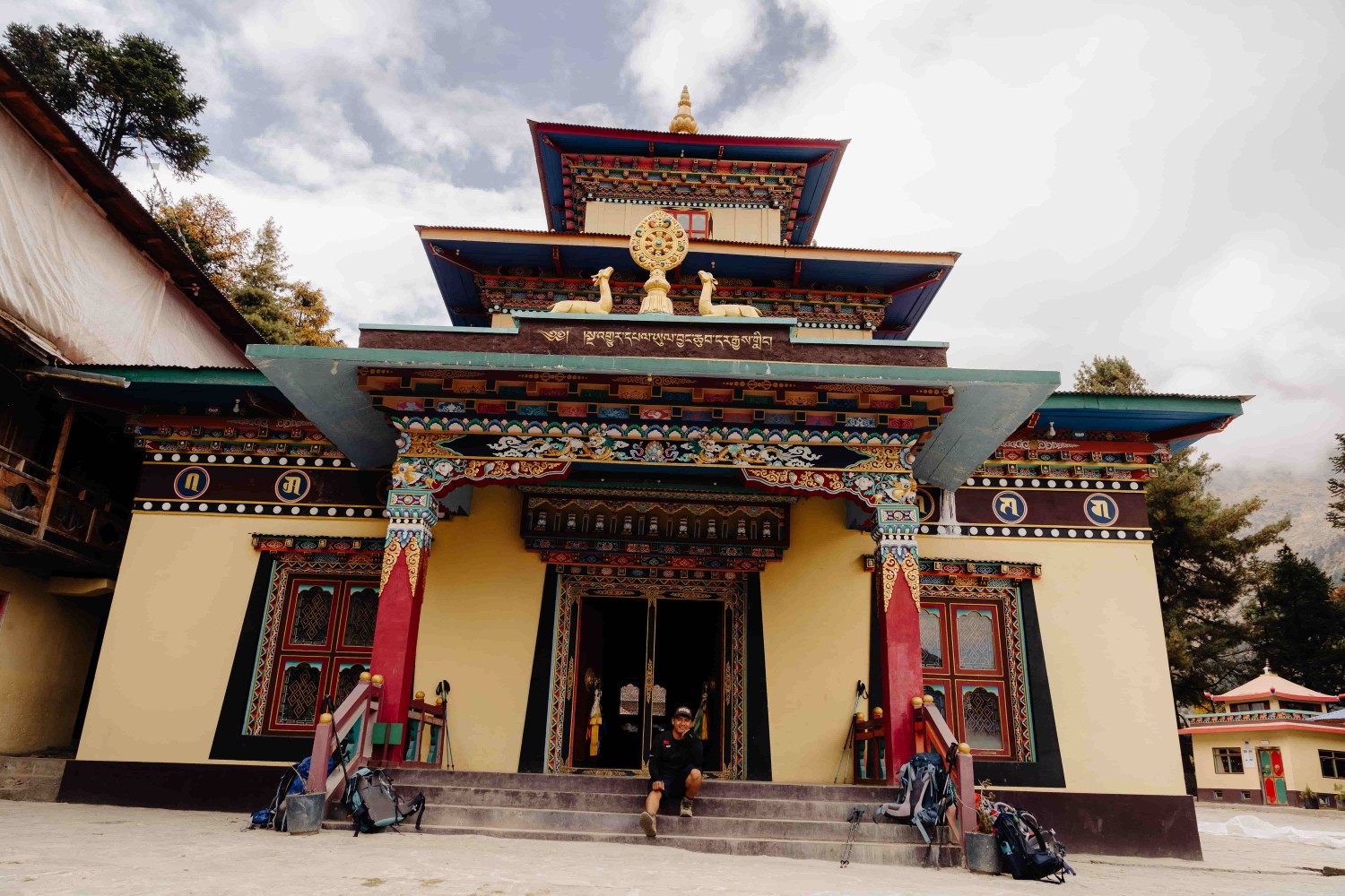  Manaslu Circuit Trekking 